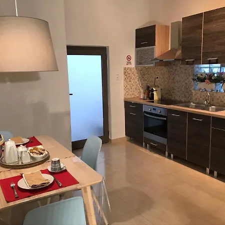 Dina's House Σπίτι διακοπών Σπάτα