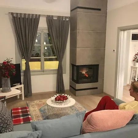 Dina's House * Σπάτα
